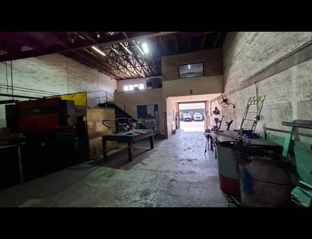 INDUSTRIAL FOR SALE IN ALTON
